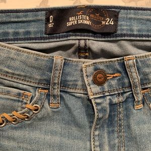 Hollister Super Skinny Jeans